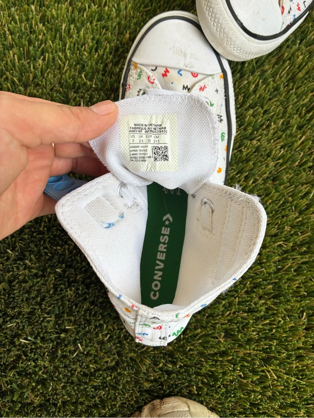 Converse Kids White High-Top Sneakers with Blue Strap and Multicolor Print